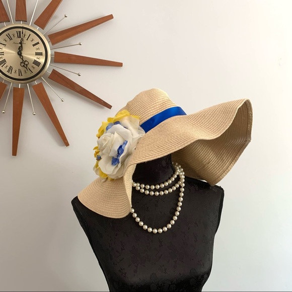 Retro PinUp Floppy Beach Hat, Blue Yellow Flowers - Picture 4 of 10